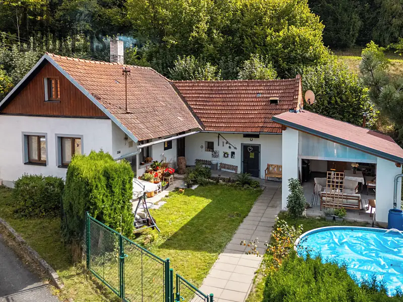 Prodej rodinného domu 56 m², pozemek 441 m², Pohledy – náhled fotky 1
