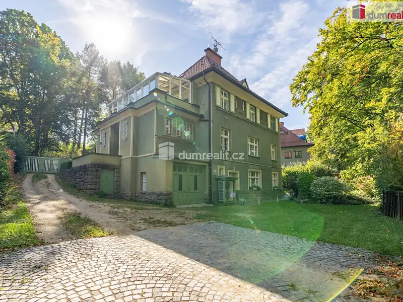 Prodej vily 191 m², pozemek 858 m², Liberec – náhled fotky 2