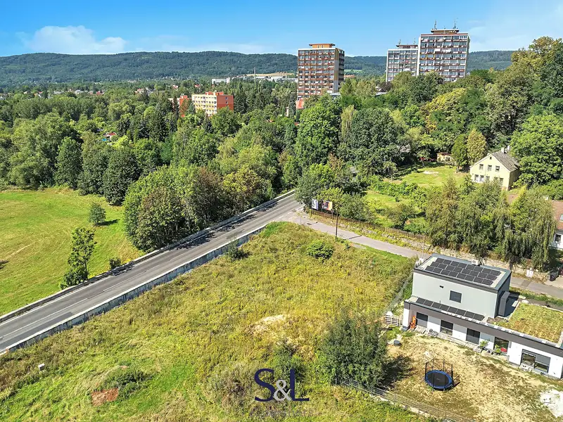 Prodej stavebního pozemku 989 m², Nový Bor – náhled fotky 2