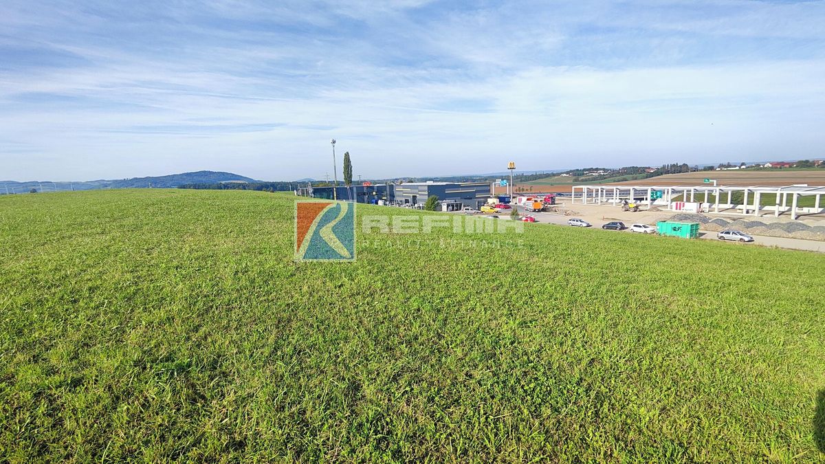 Prodej komerčního pozemku 23788 m², Příbor – fotka 1 z 3