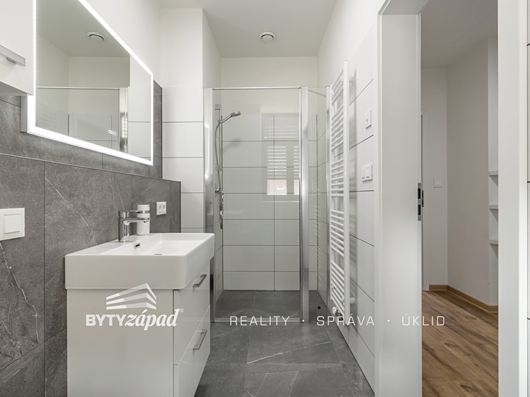 Квартира 2+kk на продаж, 56 м² (10 з 19)