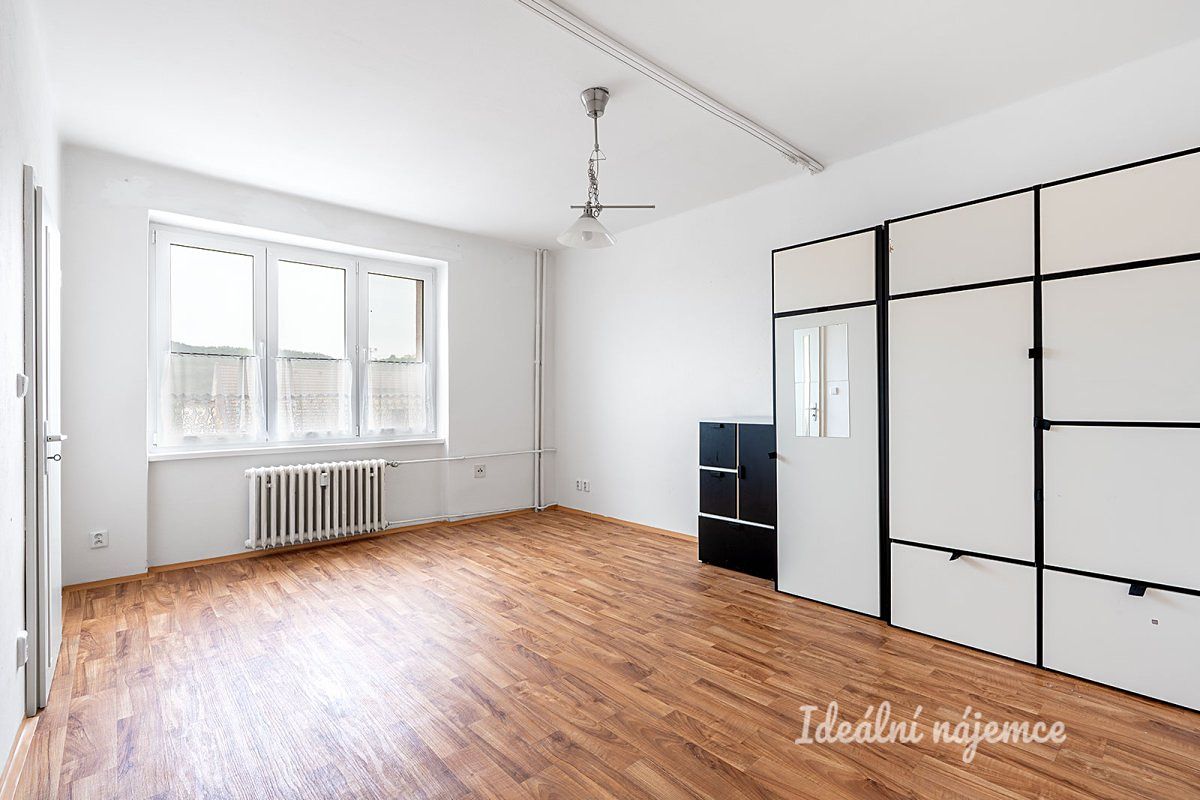 Pronájem bytu 1+1 37 m²
