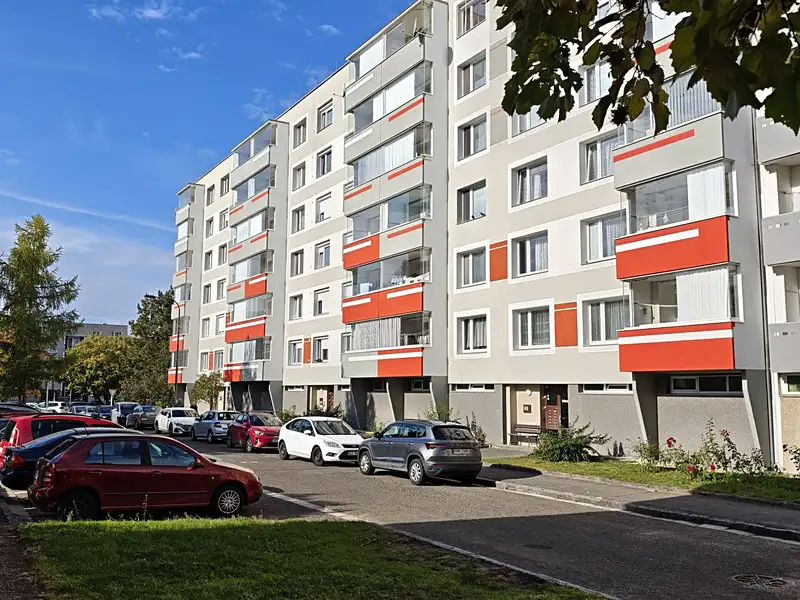 Prodej bytu 2+1 65 m², Hradec Králové – náhled fotky 1