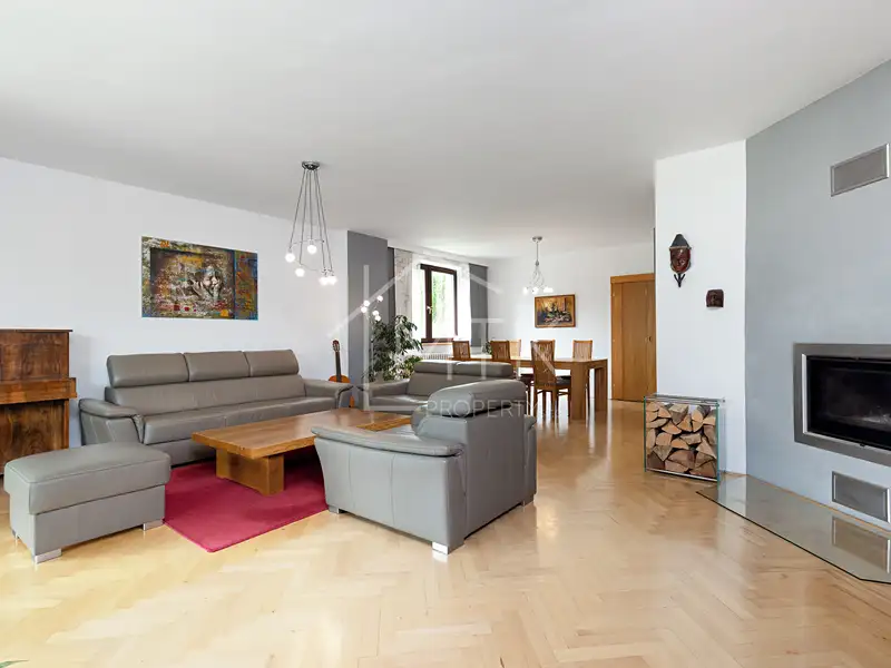 Prodej rodinného domu 218 m², pozemek 951 m², Pržno – náhled fotky 1