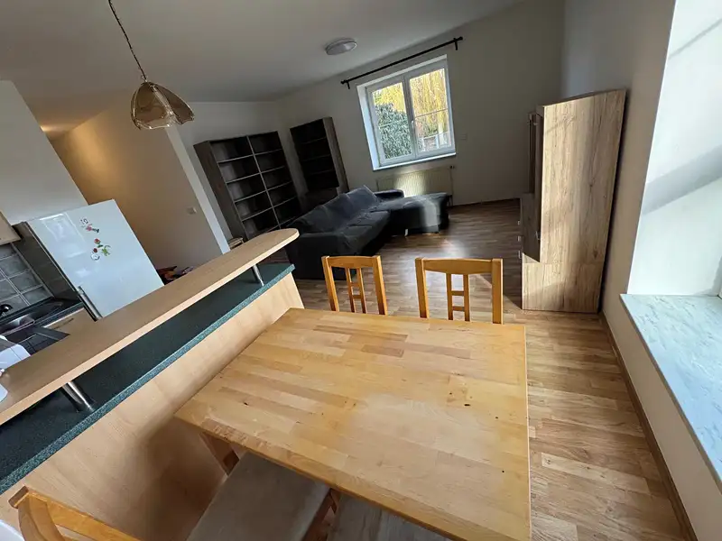Pronájem bytu 2+kk 55 m², Praha – náhled fotky 2