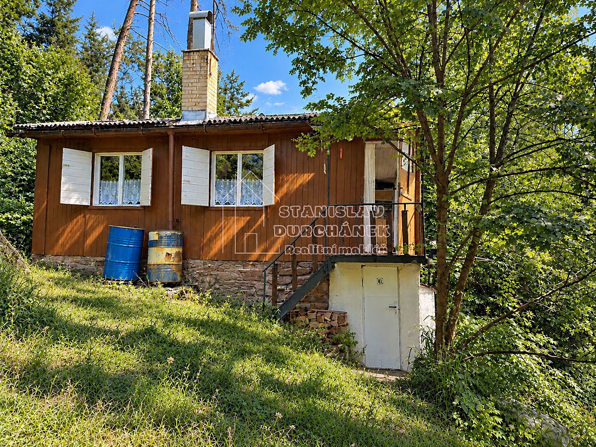 Prodej chaty 47 m², pozemek 0 m², Červená Lhota – fotka 1 z 3
