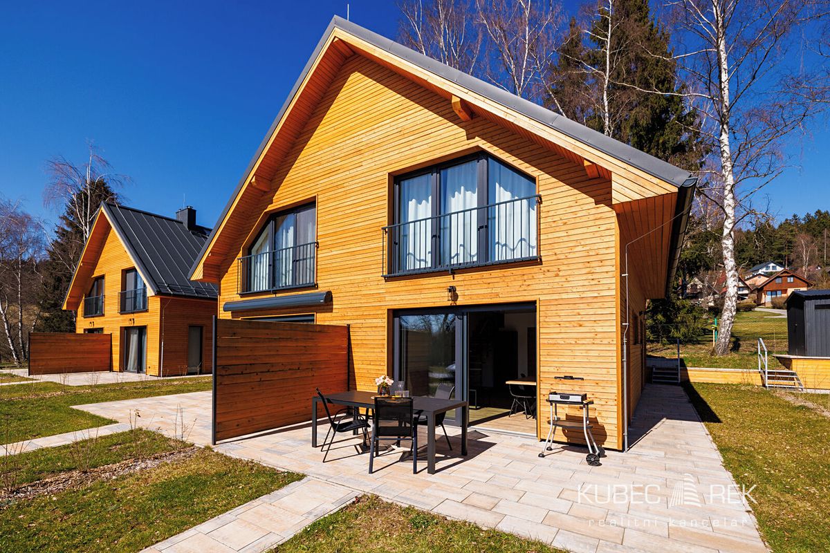 Prodej rodinného domu 82 m², pozemek 56 m², Horní Planá – fotka 1 z 3