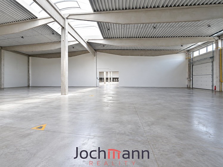 Pronájem komerčního prostoru, 2 660 m² (4 z 24)