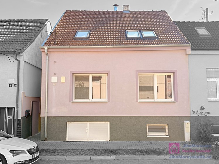 Haus zum Kauf, 188 m² (1 von 26)