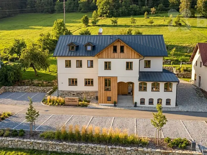 Prodej rodinného domu 634 m², pozemek 2171 m², Rokytnice nad Jizerou – náhled fotky 1