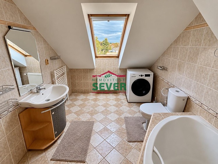 Prodej bytu 4+1, 145 m² (9 z 29)