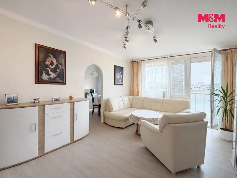Prodej bytu 3+1 72 m², Praha – náhled fotky 2