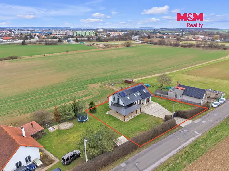 Prodej rodinného domu 225 m², pozemek 1194 m², Podhradí – náhled fotky 2