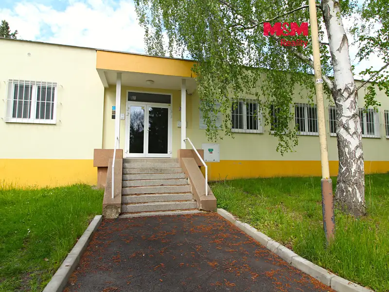 Pronájem kanceláře 215 m², Česká Lípa – náhled fotky 1