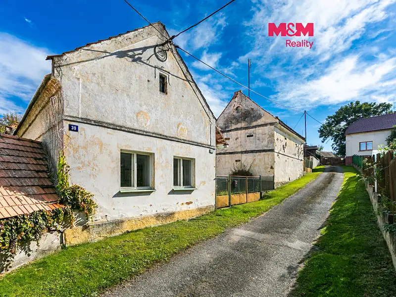 Prodej rodinného domu 90 m², pozemek 827 m², Kočín – náhled fotky 1