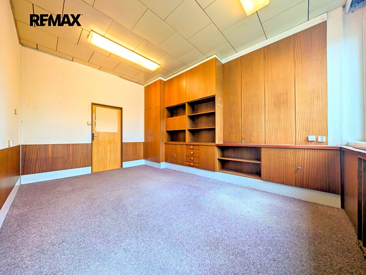 Pronájem komerčního prostoru, 18 m² (5 z 9)