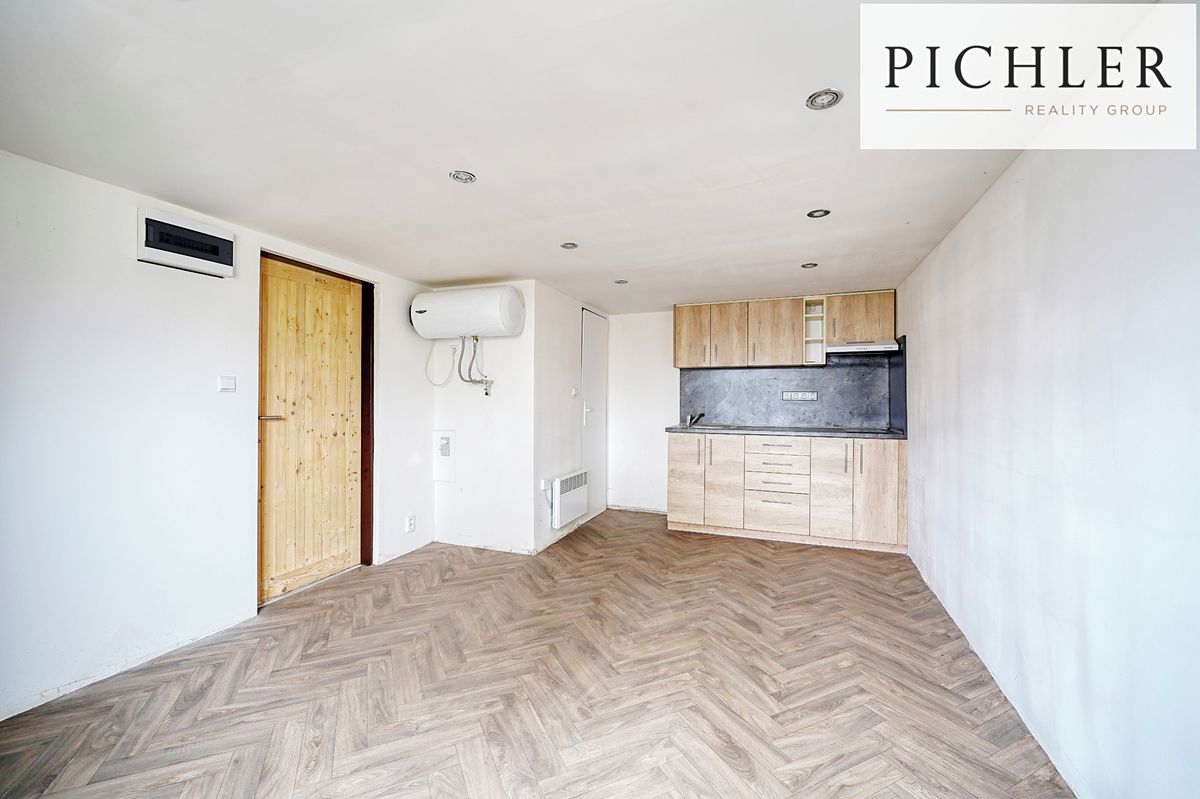 Pronájem bytu 1+kk 19 m²