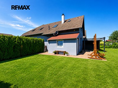 Prodej bytu 3+kk, 75 m² (2 z 22)