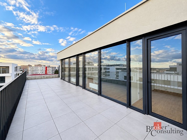 Квартира 2+kk на продаж, 103 м² (32 з 34)