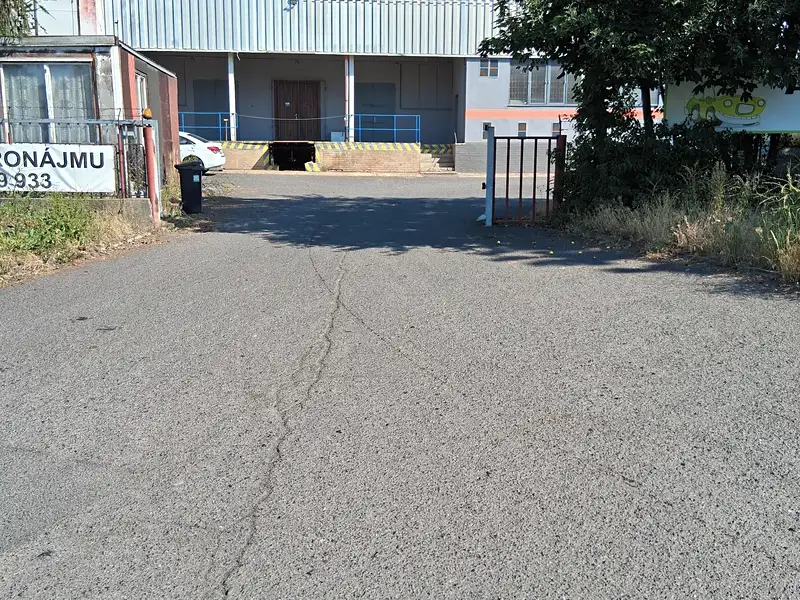 Pronájem skladového prostoru 469 m², Most – náhled fotky 1