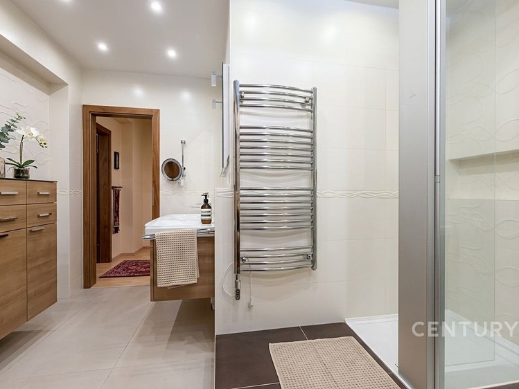 Wohnung atypical zum Kauf, 154 m² (16 von 40)