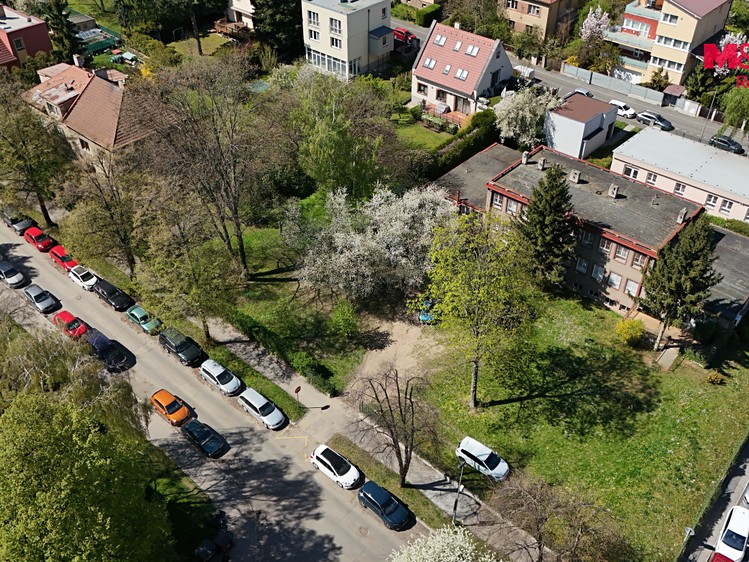 Prodej pozemku, 591 m² (3 z 9)