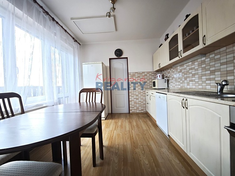 Prodej bytu 3+1, 76 m² (4 z 26)