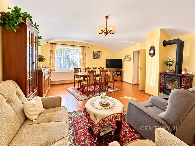 Prodej rodinného domu 140 m², pozemek 1320 m², Velenov – náhled fotky 3