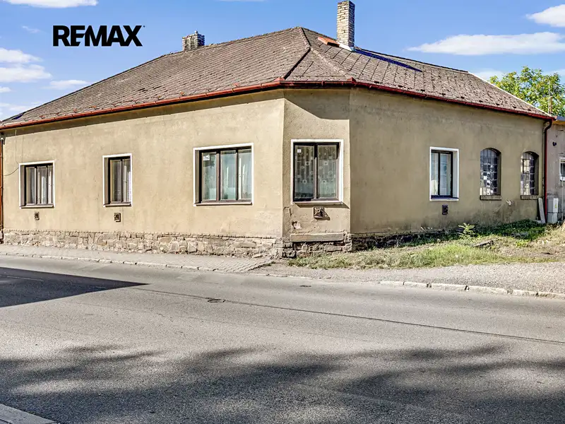 Prodej rodinného domu 140 m², pozemek 783 m², Hořovice – náhled fotky 1