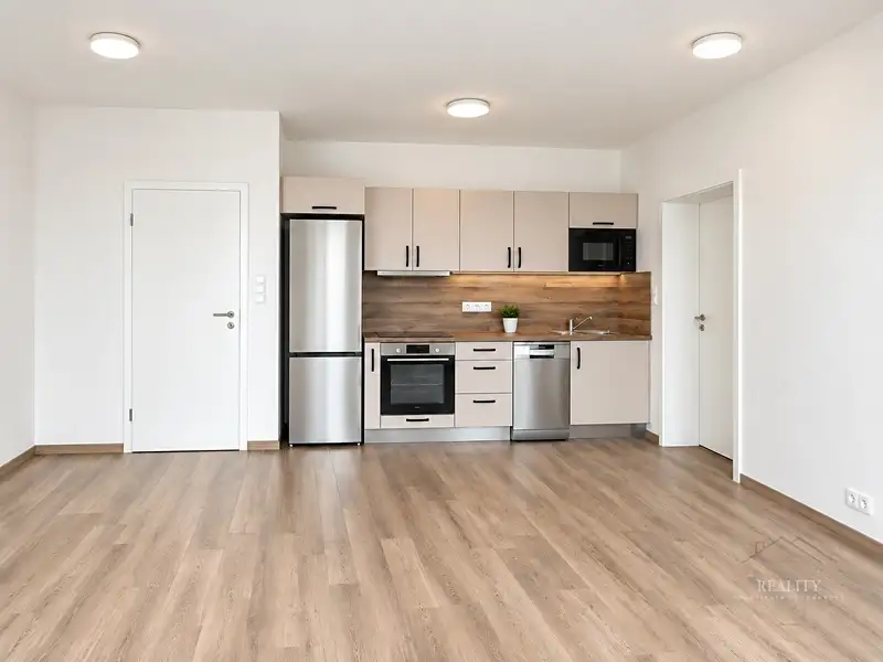 Pronájem bytu 2+kk 68 m², Český Brod – náhled fotky 3