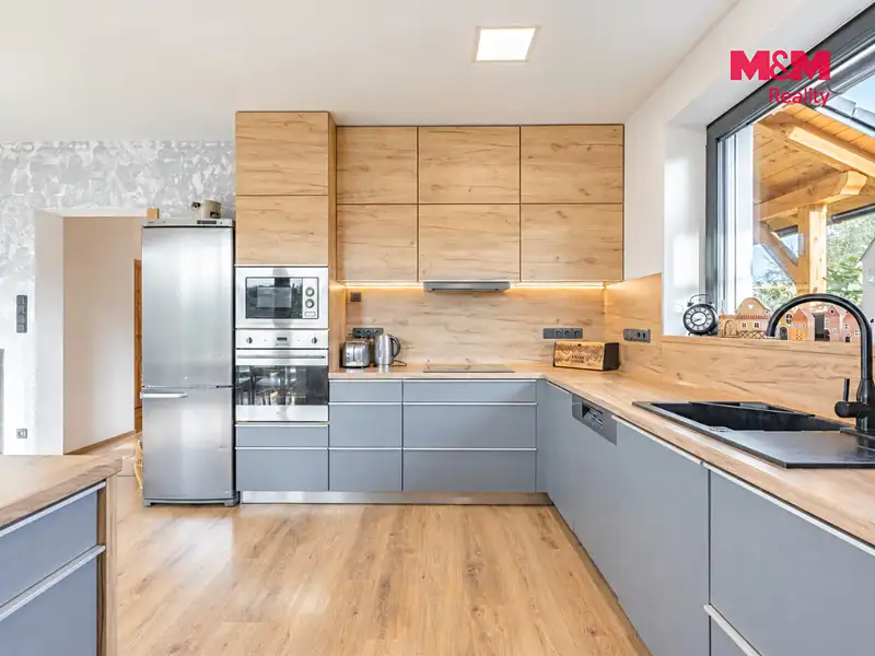 Prodej rodinného domu 107 m², pozemek 1090 m², Klatovy – náhled fotky 2