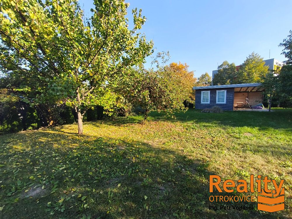 Prodej zahrady 842 m², Otrokovice – fotka 1 z 3