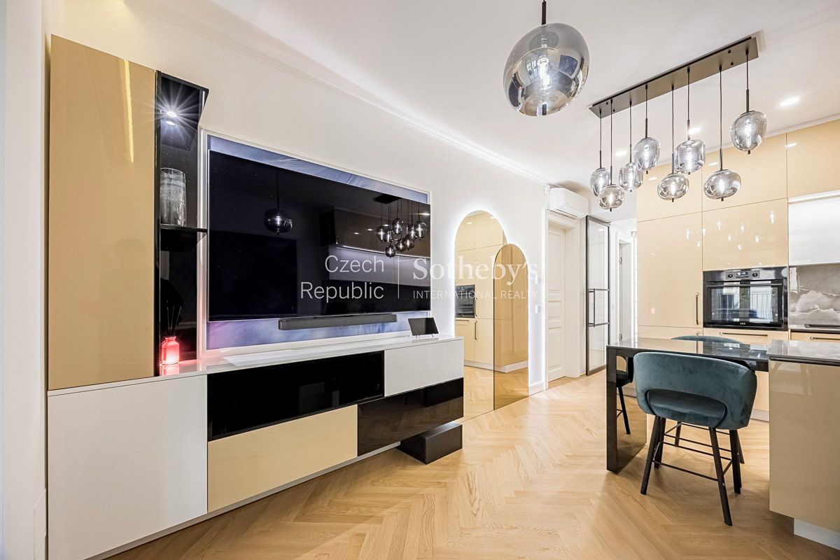 Pronájem bytu 3+kk 87 m² – fotografie 4