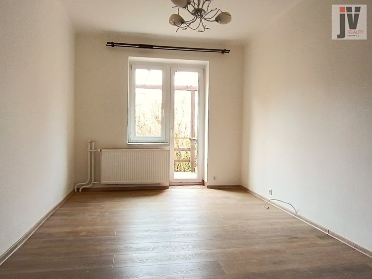 Pronájem bytu 2+1, 68 m² (9 z 15)