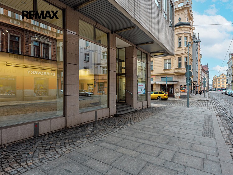 Pronájem komerčního prostoru, 182 m² (21 z 21)