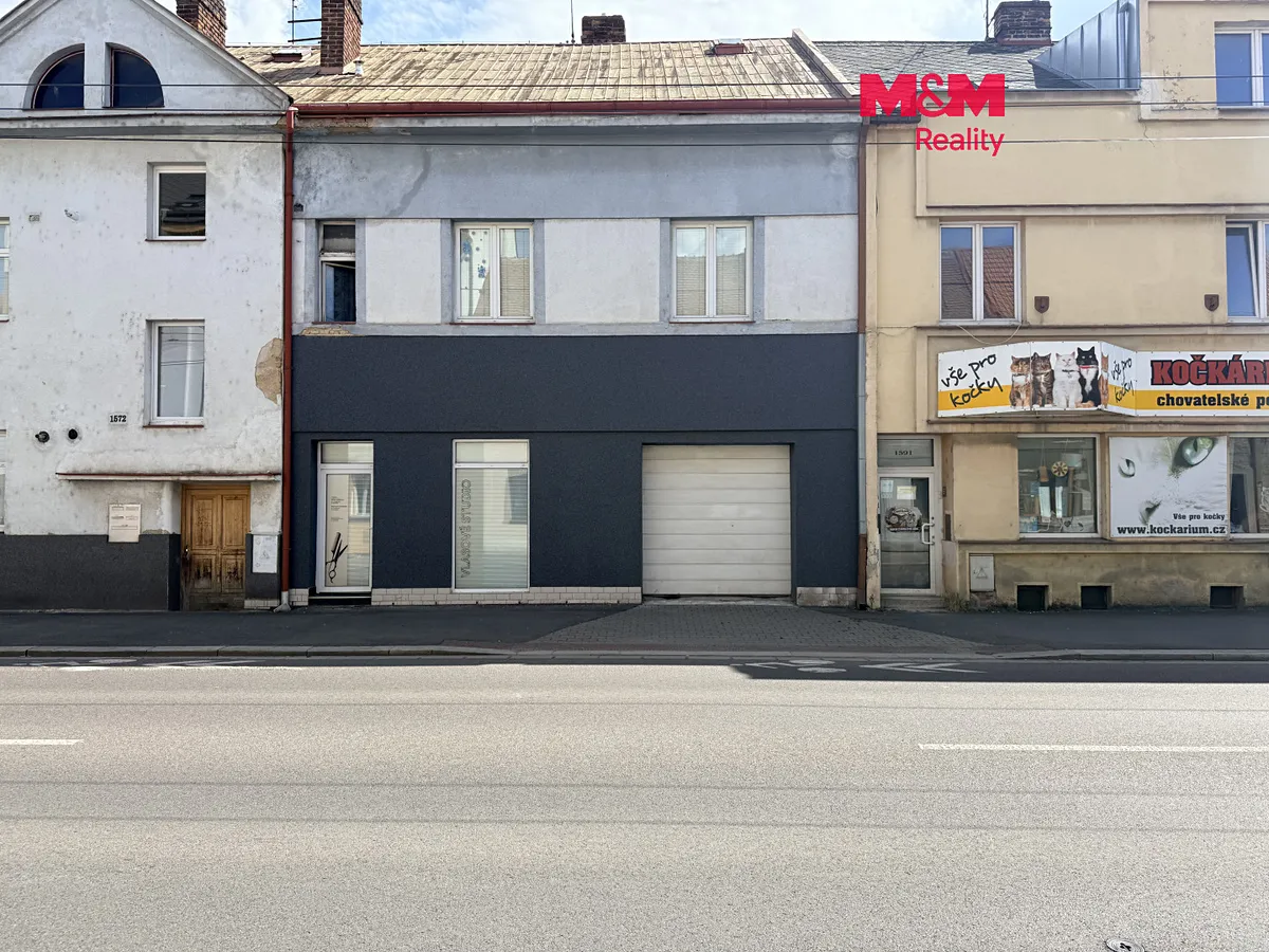 Pronájem specifického typu nemovitosti 16 m²