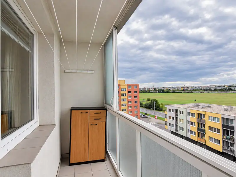 Prodej bytu 2+1 61 m², Praha – náhled fotky 1