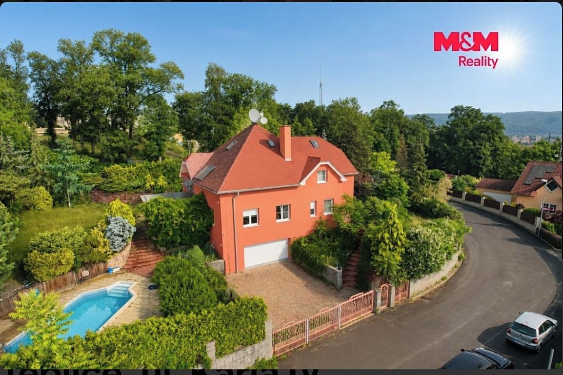 Pronájem rodinného domu 541 m², pozemek 1320 m², Teplice – fotka 1 z 3