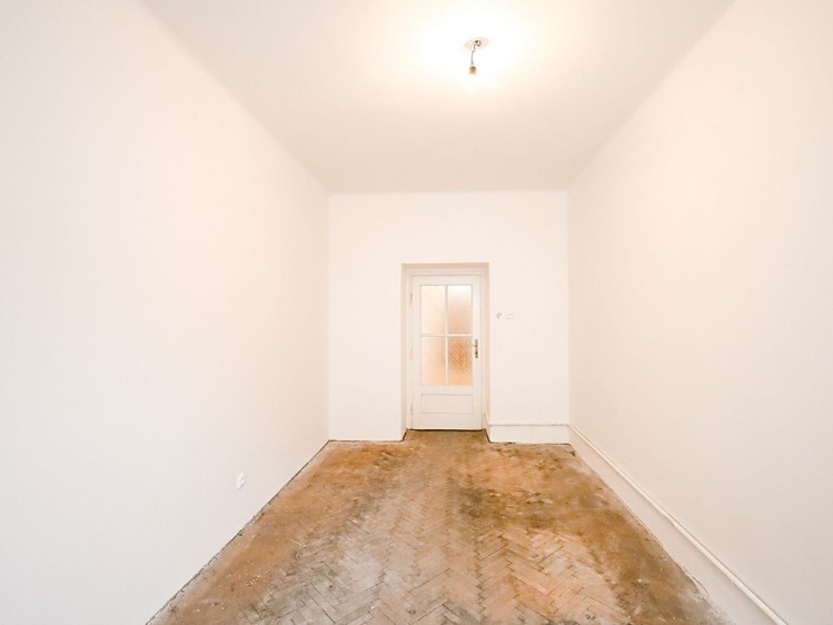 Комерційне приміщення на продаж, 90 м² (8 з 13)
