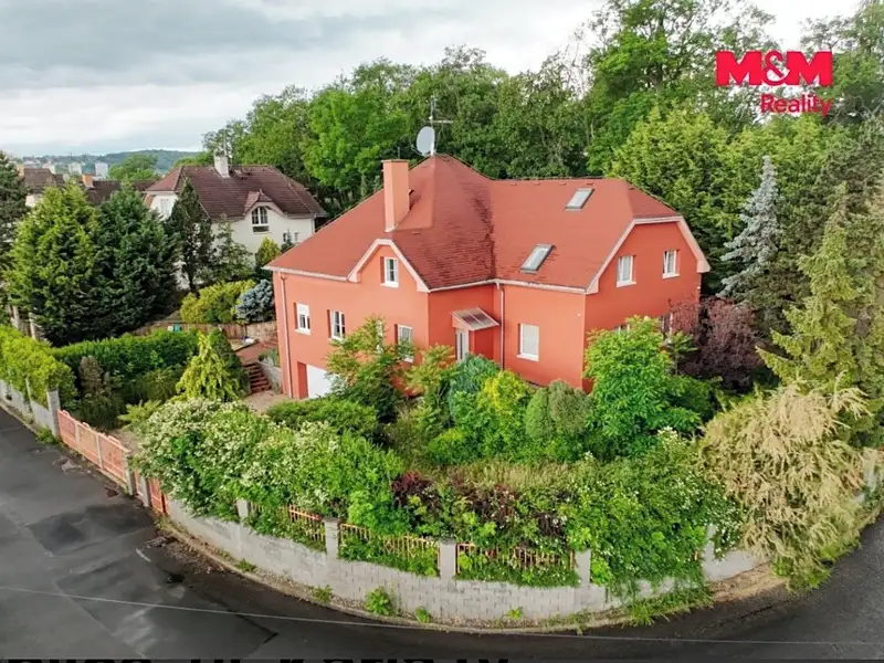 Pronájem rodinného domu 541 m², pozemek 1320 m², Teplice – náhled fotky 2