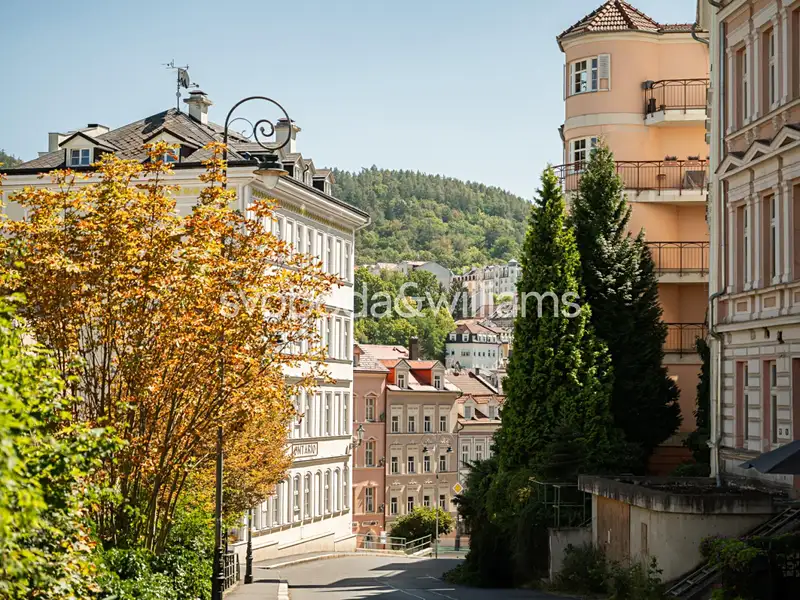 Prodej bytu 4+kk 117 m², Karlovy Vary – náhled fotky 1