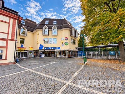 Pronájem komerčního prostoru, 132 m² (2 z 8)