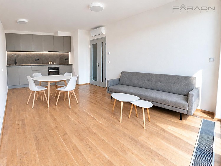 Квартира 2+kk в оренду, 56 м² (4 з 18)