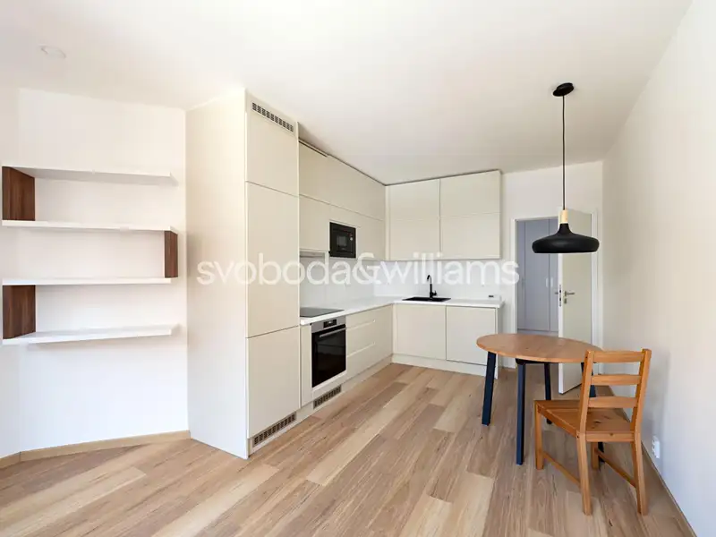 Pronájem bytu 2+kk 47 m², Praha – náhled fotky 2