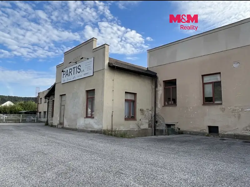 Pronájem skladového prostoru 430 m², Suchovršice – náhled fotky 1