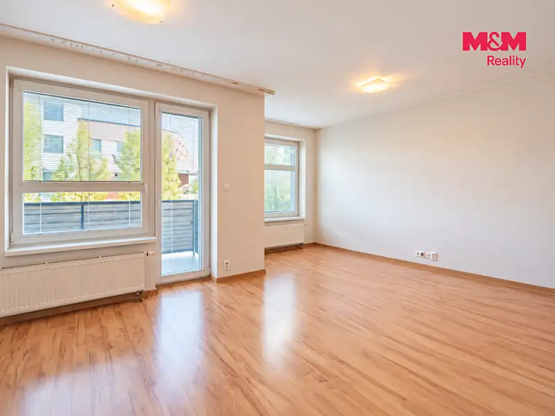 Pronájem bytu 1+kk 36 m², Hradec Králové – náhled fotky 2