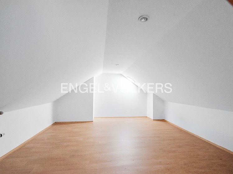 Pronájem domu, 440 m² (10 z 19)