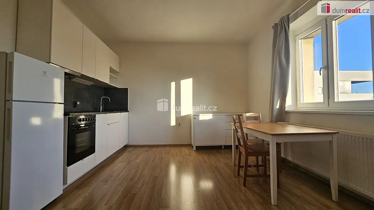 Pronájem bytu 2+kk 37 m²