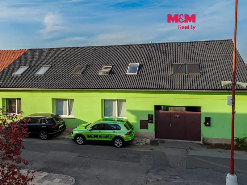 Prodej rodinného domu 336 m², pozemek 467 m², Pečky – náhled fotky 1