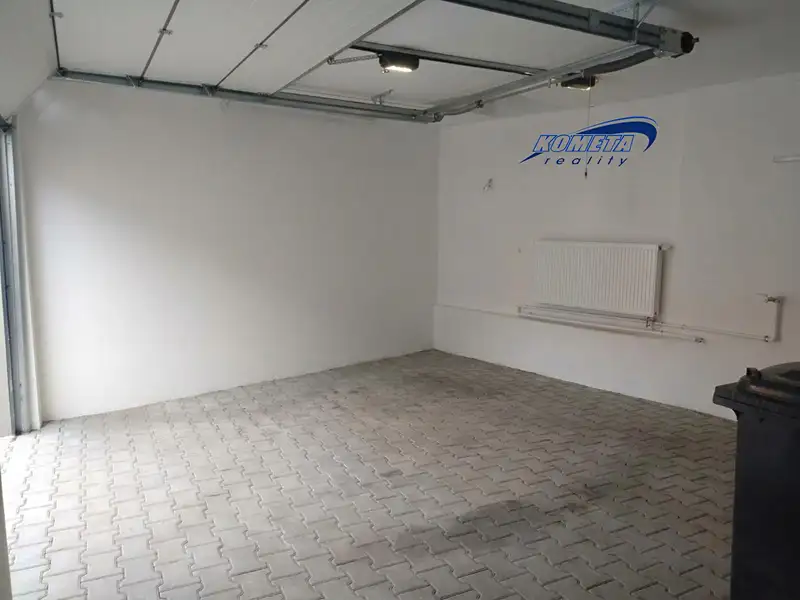 Pronájem skladového prostoru 32 m², Jiříkovice – náhled fotky 1